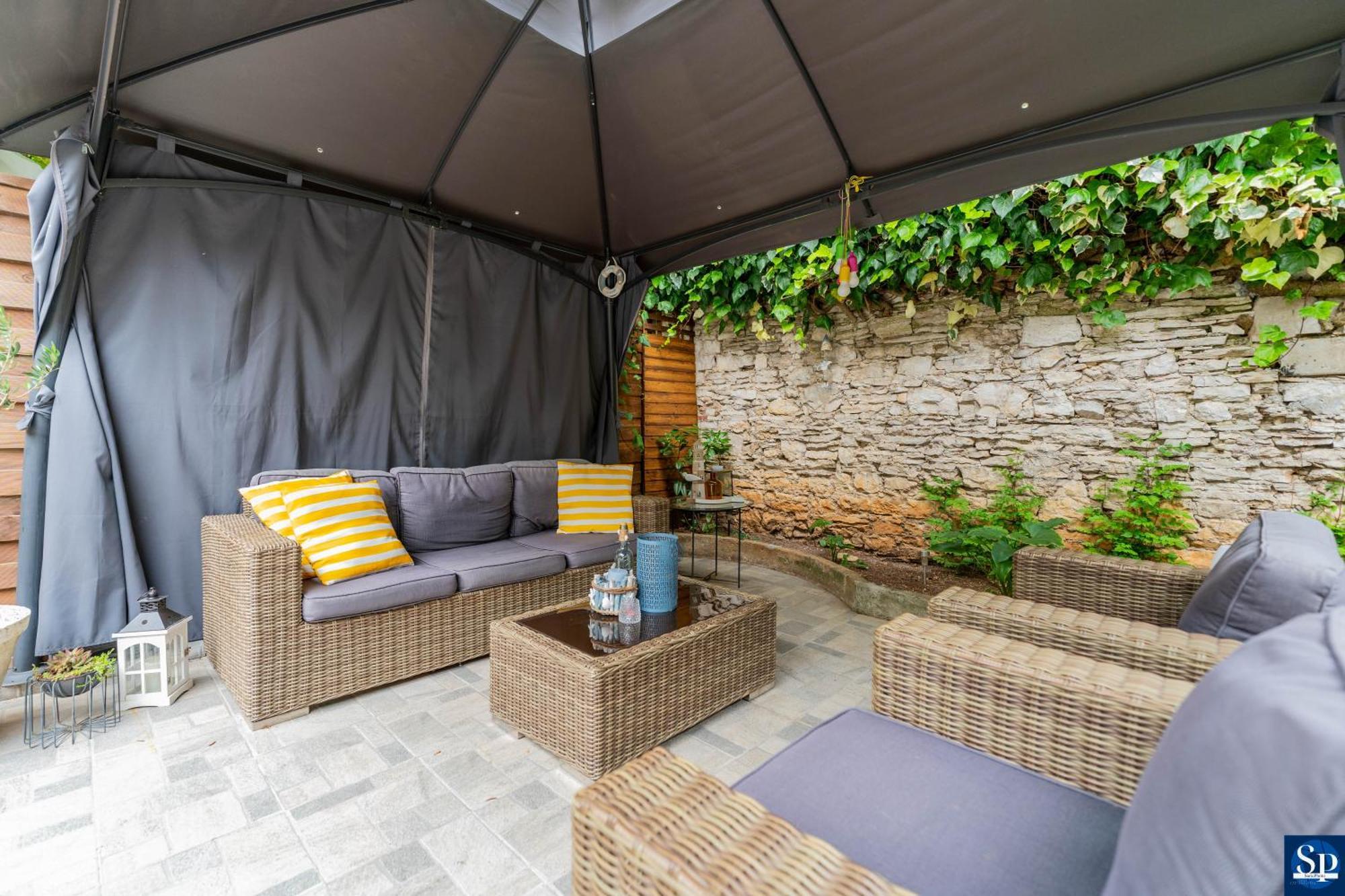 Colosseum Garden Studio Apartments Pula Bagian luar foto