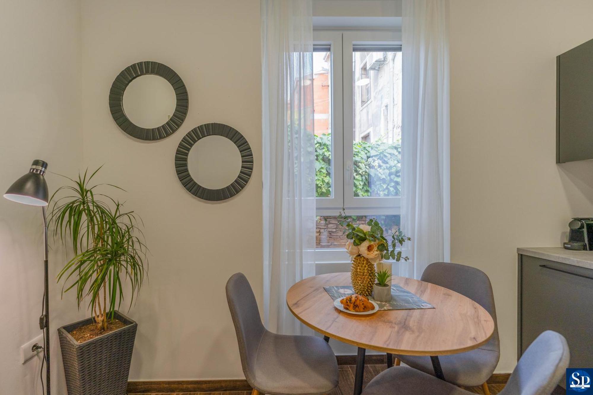 Colosseum Garden Studio Apartments Pula Bagian luar foto