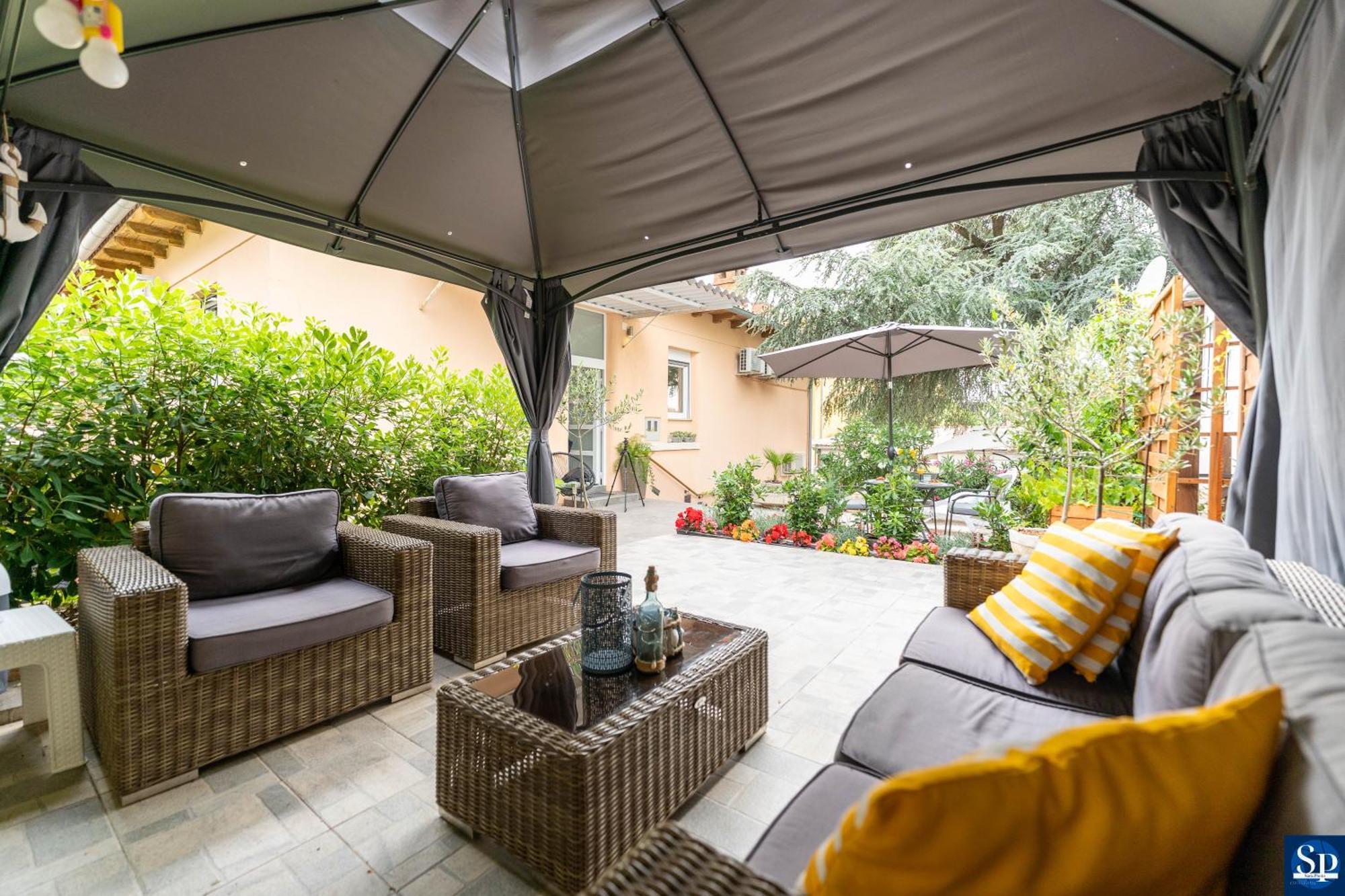 Colosseum Garden Studio Apartments Pula Bagian luar foto