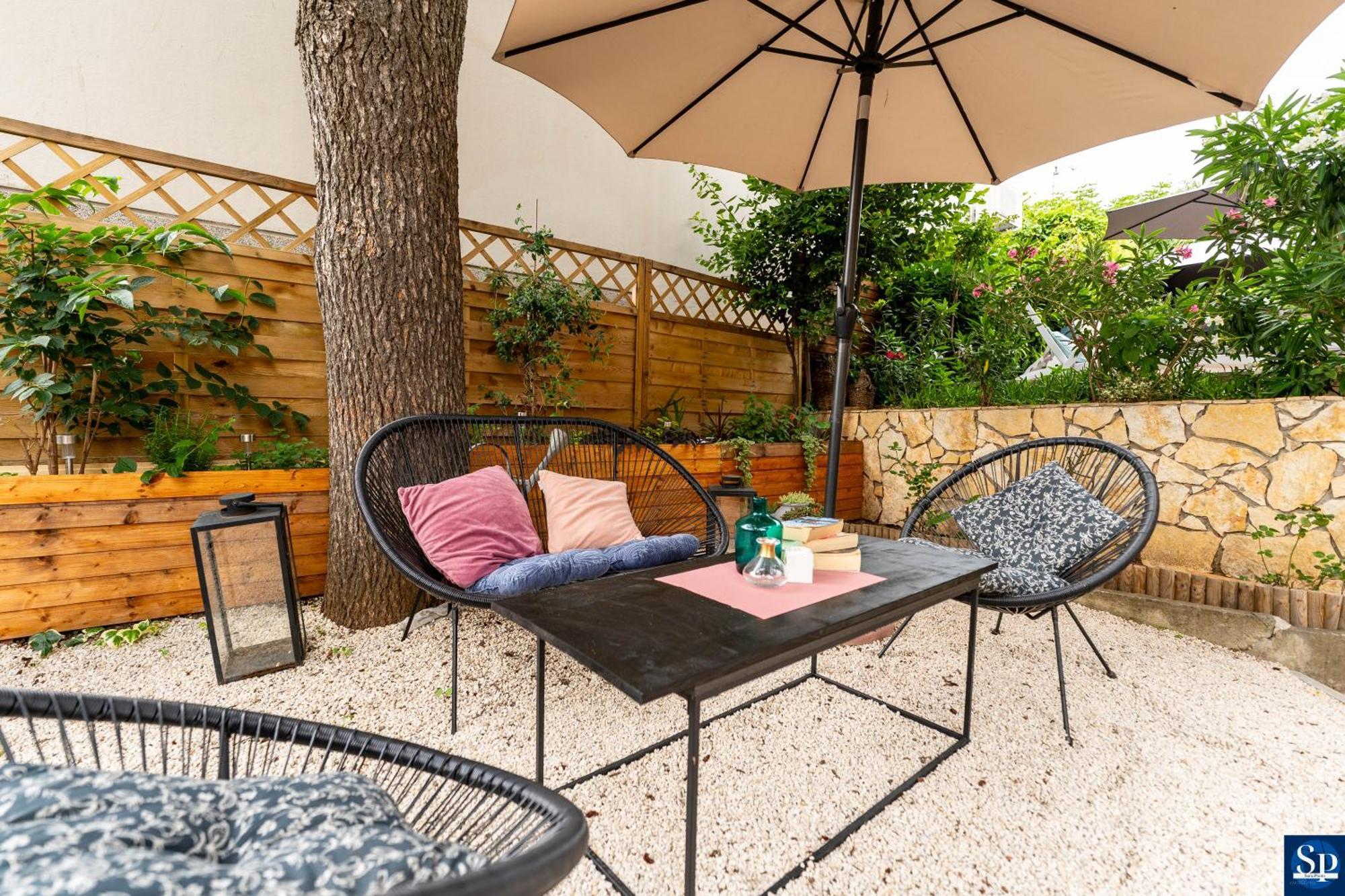Colosseum Garden Studio Apartments Pula Bagian luar foto