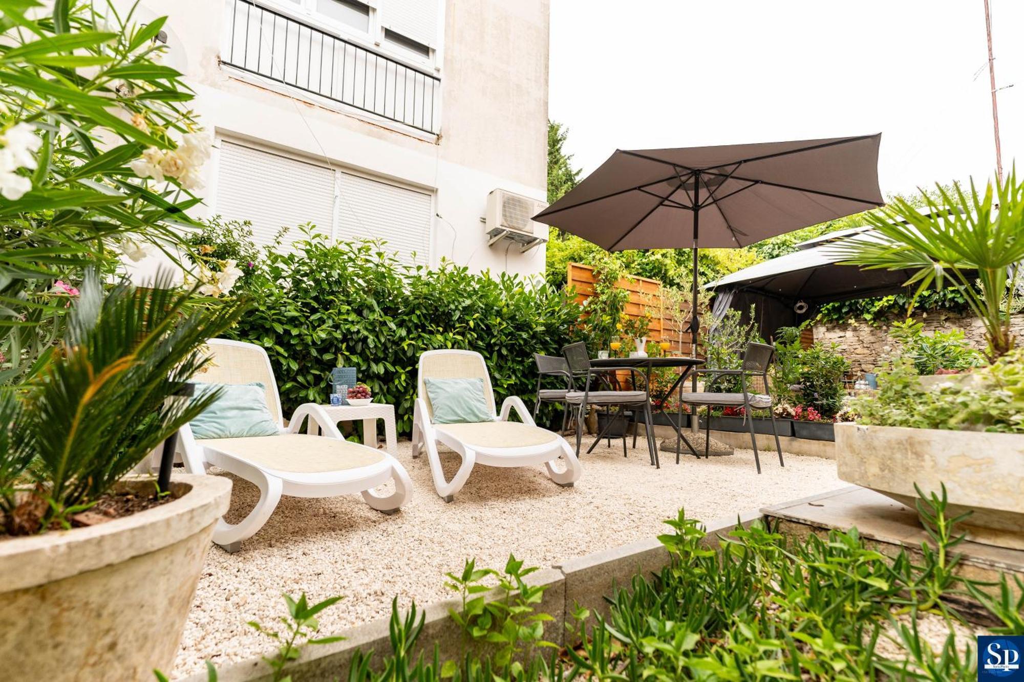 Colosseum Garden Studio Apartments Pula Bagian luar foto
